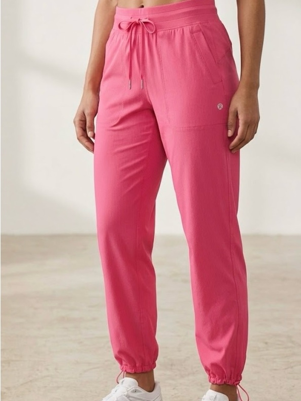 Lululemon Women’s Dance Studio Mid-Rise Pant
Regular In Glaze Pink Size 10